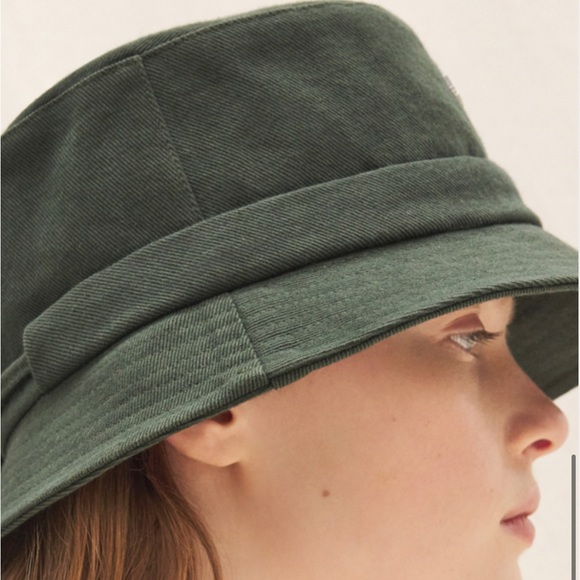 Jacquemus Le bob Gadjo hat - Picture 6 of 11